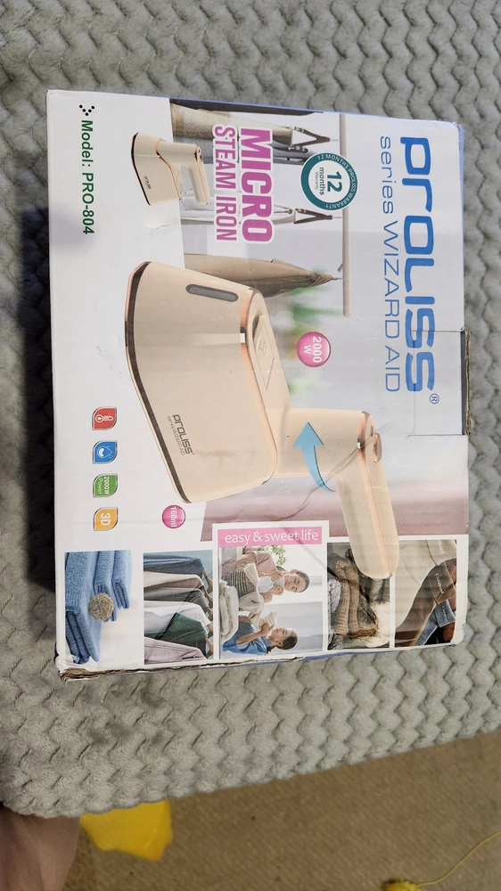 Рада ,что попался на глаза, отзывы помогли с выбором именно этой модели! Очень понравился, давно хотела такой! Теперь утюг буду брать реже в руки)) утром ,собираясь на работу, быстро и легко можно прям на вешалке погладить блузку, да и любую вещь! Нагревается быстро! Очень довольна! Рекомендую всем! Хотелось бы , чтобы радовал долгие годы))