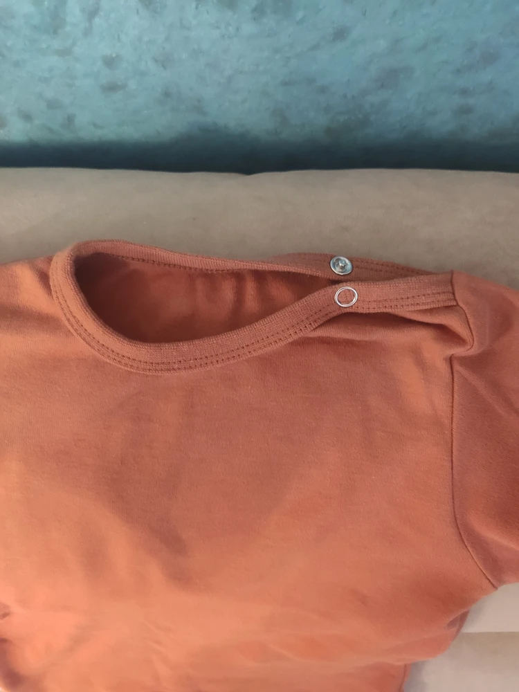 Из-за кнопок одной футболки минус одна звезда.