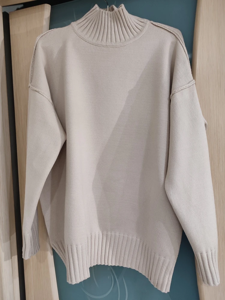 Тактильно приятен.
Вещь базовая.
Производителю спасибо!