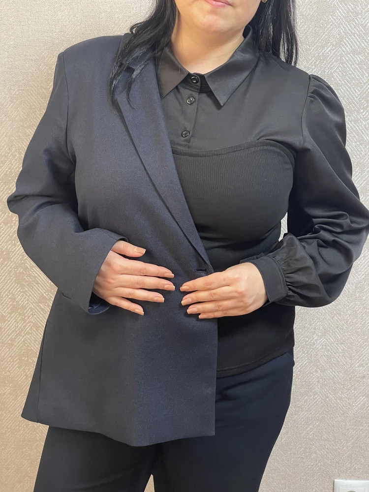 Пиджак классный, прикупила к нему кофточку артикул 277904216