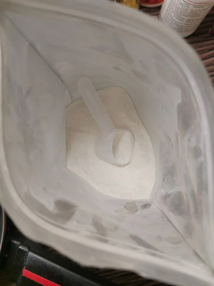 Брала для суставов но эффект почувствовала на коже, она стала заметно лучше, более упругая и гладкая.