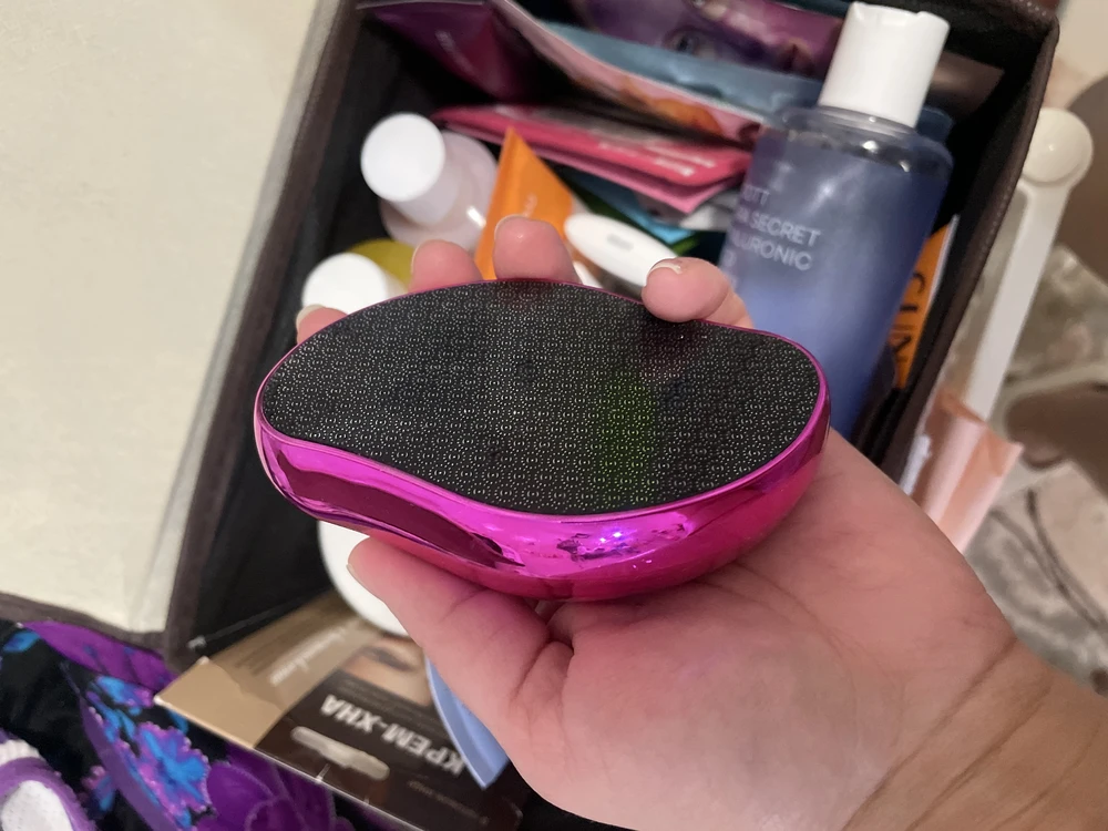 Крутая тёрка! Я пользуюсь на сухую, потом просто щёткой всё счищаешь.