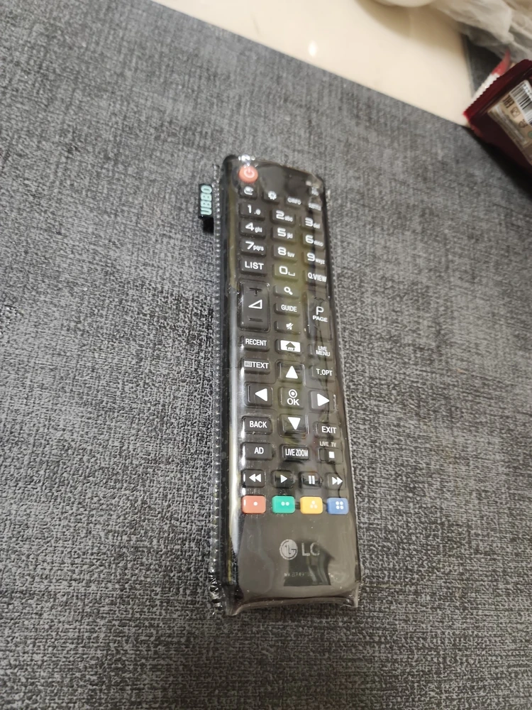 Беру чехол уже в третий раз. Отлично сидит и хорошо выполняет свои функции. Для кухни, самото.