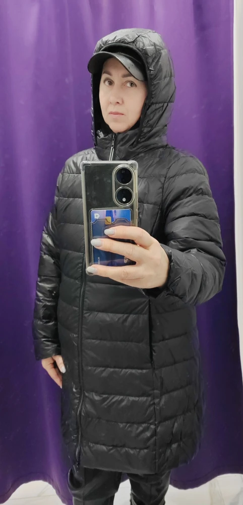 Уже была такая, носила много лет. Очень удобная. Движения не сковывает 👍
Рекомендую.