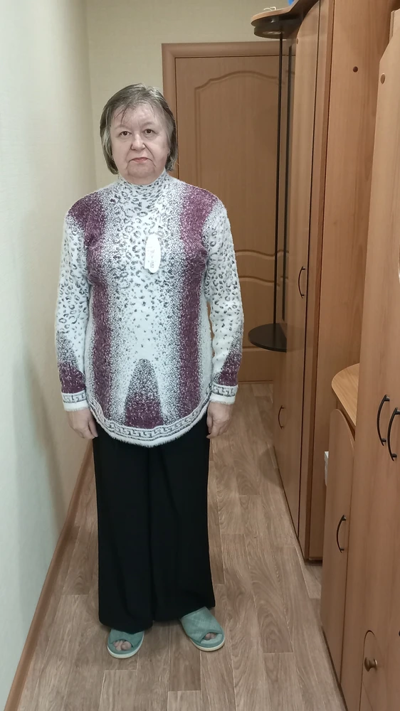 На 48-50р., рост 170см. села хорошо.