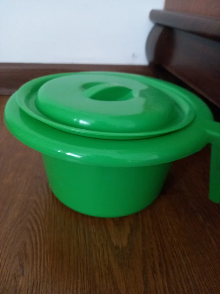 Норм горшок. Стоит без дела,ждем пока ребенок заинтересуется