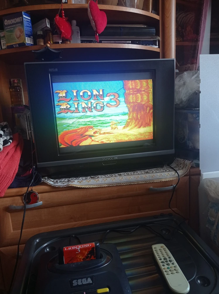 Подсоединения к приставке SEGA, прекрасно работает.