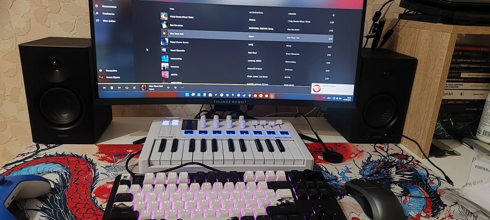 Хорошие колонки, звук приятный